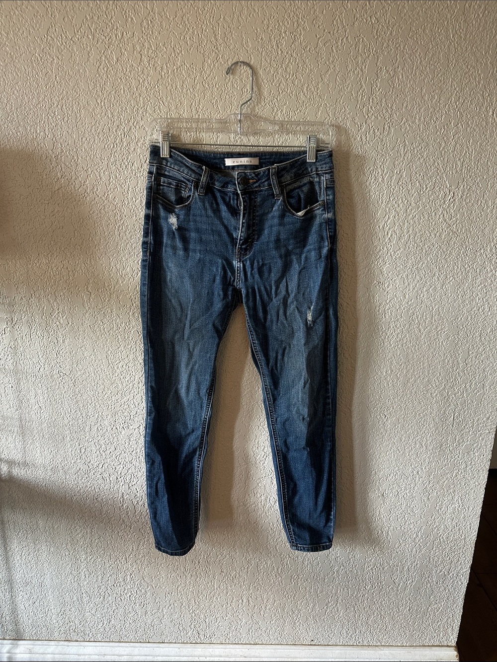 eunina Dark Blue Skinny Jeans with Light Distressing